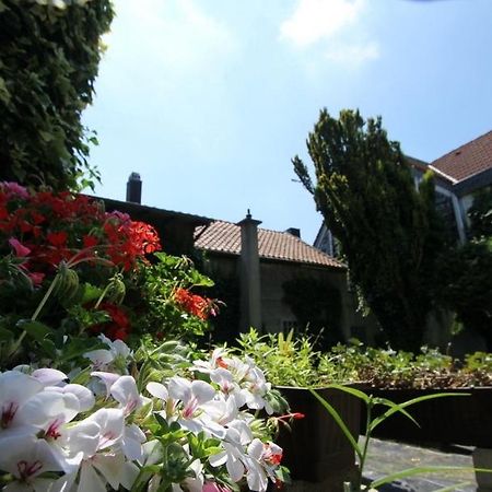 Landhaus Michels Garni Kaarst Εξωτερικό φωτογραφία